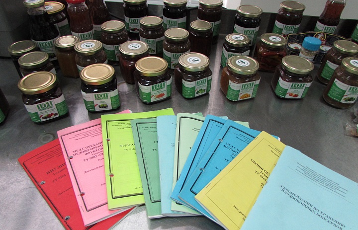 Экскурсия для иностранных студентов по центру коллективного пользования