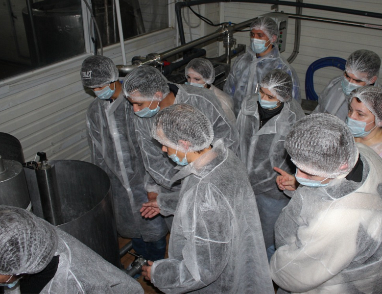 Студенты Мичуринского ГАУ посетили Бондарский сыродельный завод