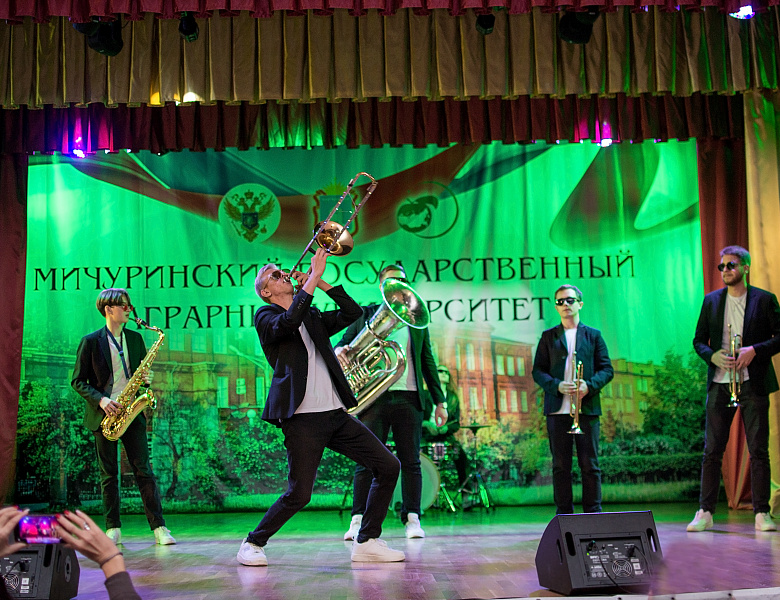 На сцене Мичуринского ГАУ выступили студенты и преподаватели ТГМПИ  имени С.В. Рахманинова