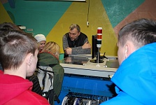 Экскурсии студентов на Тулиновский приборостроительный завод-7.JPG