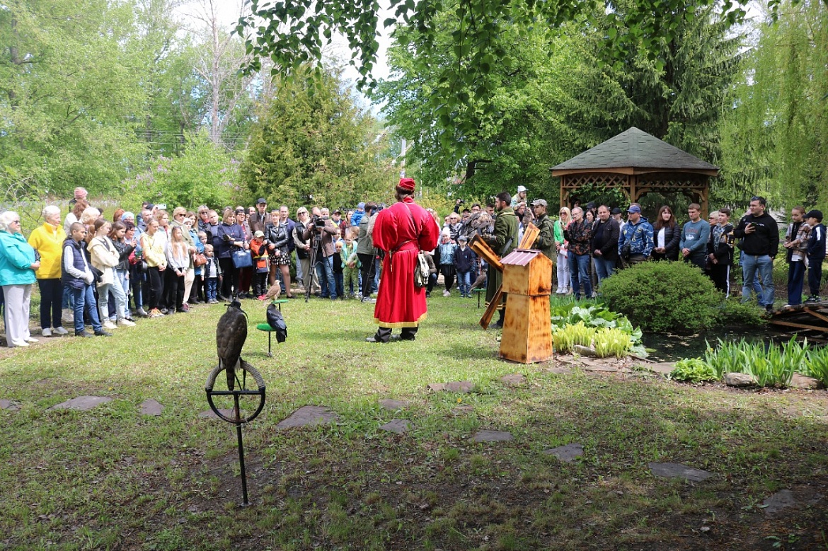 На агробиостанции Мичуринского ГАУ открылся Этнопарк «Соколиный двор»